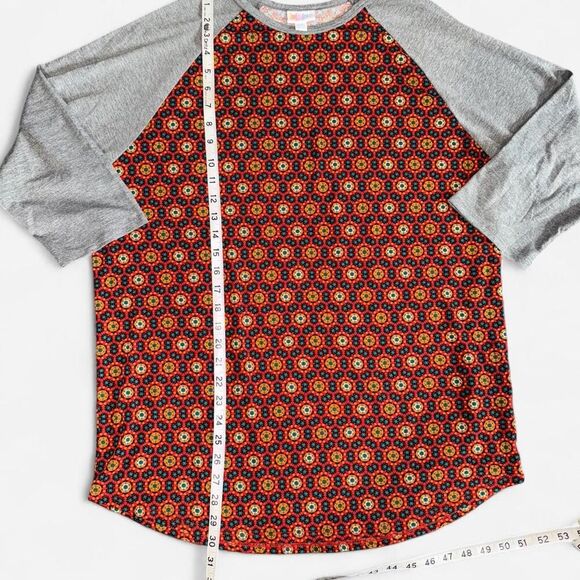 Lularoe "Randy" Baseball Style, Quarter Sleeve, Colorblock T-Shirt - Picture 5 of 8